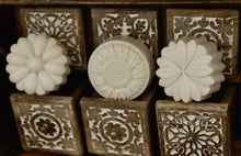 Load image into Gallery viewer, Fermented Rice Milk + Bison Tallow Shampoo Bar